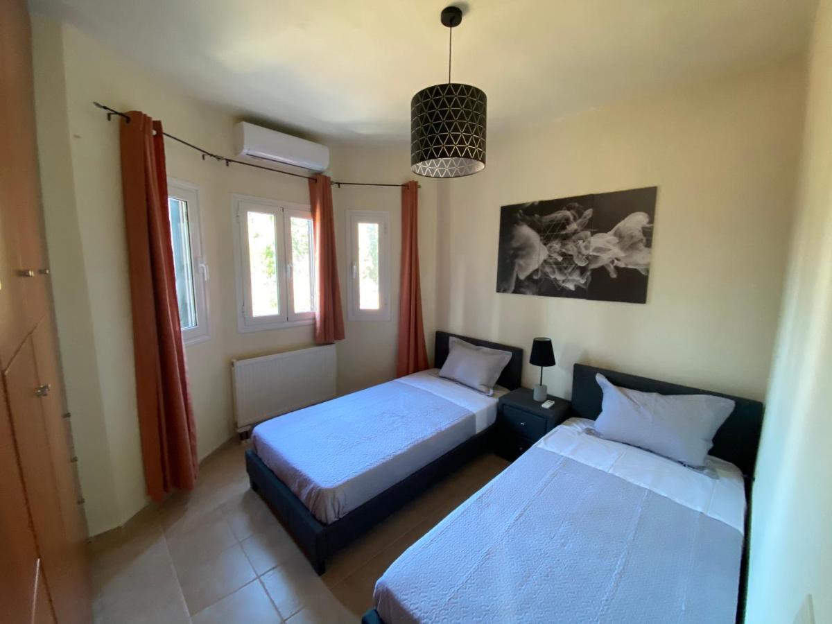 Ivy House Modern Life Near Corfu Town Apartment Контокали Екстериор снимка