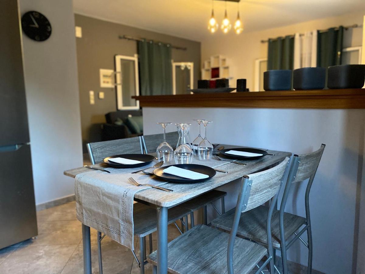 Ivy House Modern Life Near Corfu Town Apartment Контокали Екстериор снимка