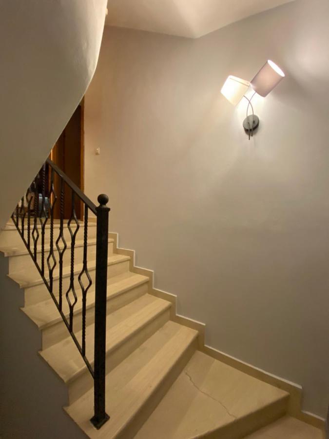 Ivy House Modern Life Near Corfu Town Apartment Контокали Екстериор снимка